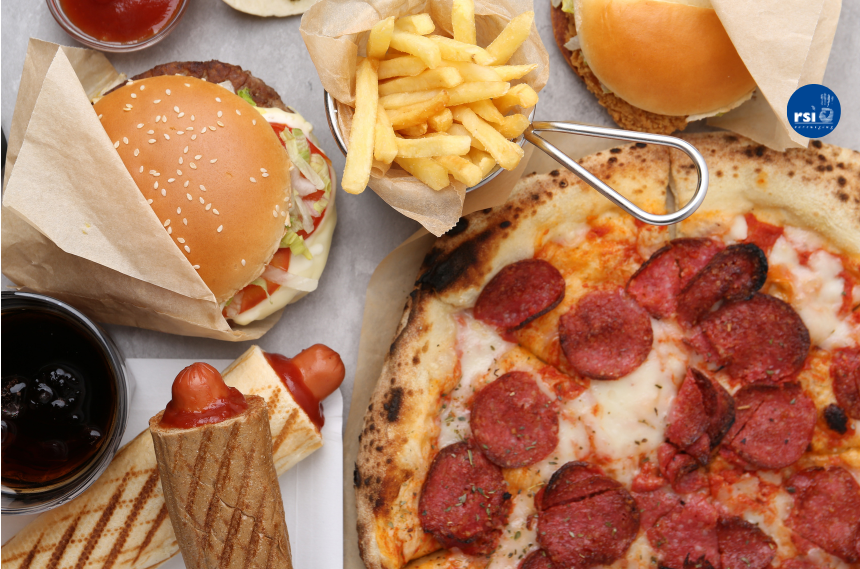 Superfoods: ongezodne producten, zoals een hamburger, patat en pizza
